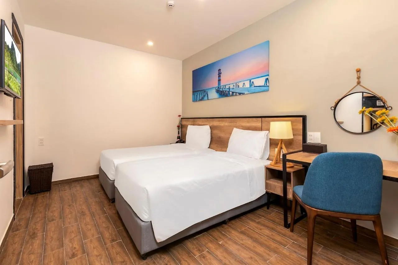 Golden Lotus Central Hotel Nha Trang